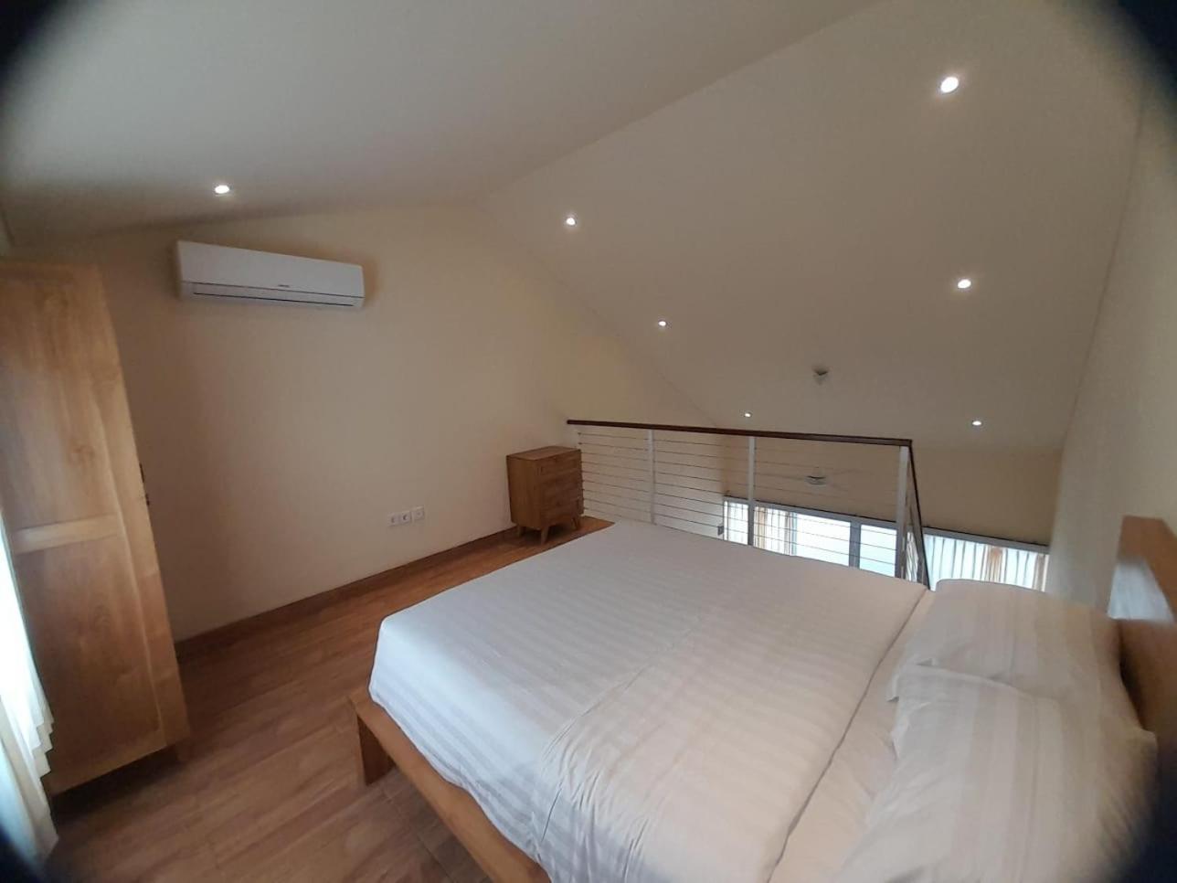 Apartemen Lotus Lofts